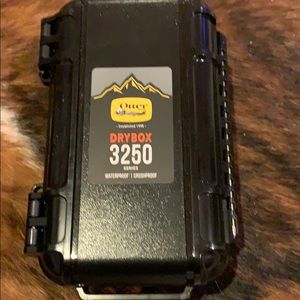 Dry otterbox